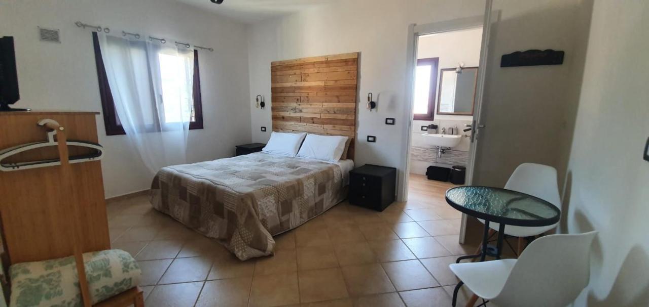 B&B Villa Orchidea Olbia Bagian luar foto